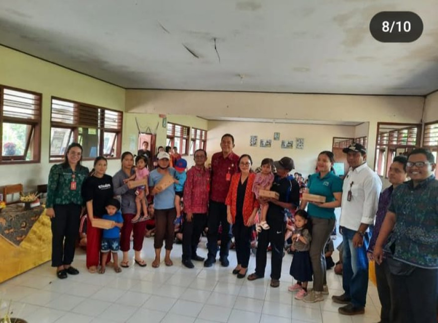 PERBEKEL DESA PEREAN HADIRI GEMAR MAKAN IKAN OLEH DINAS PERIKANAN KABUPATEN TABANAN